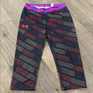 Girls Under Armour spandex capris